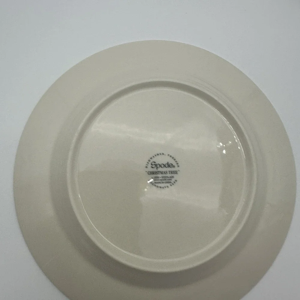 Set Of 4 Vintage Spode Christmas Tree Dessert Salad Plates  (4) 7 3/4
